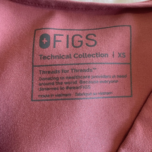 FIGS Women’s Scrubs - Mauve - Picture 6 of 7